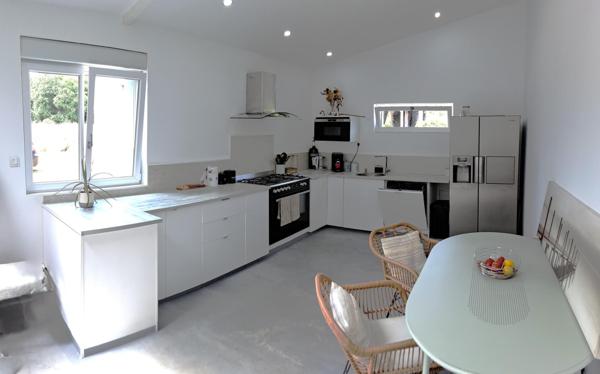 Maison à DOL-DE-BRETAGNE, 35120 - 8 pièces 280m²