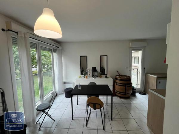 Appartement à louer 1 pièce 31.09m² Tours (37200)
