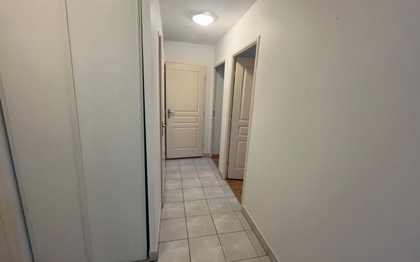 Appartement à louer    3 pièces •  Gujan-Mestras