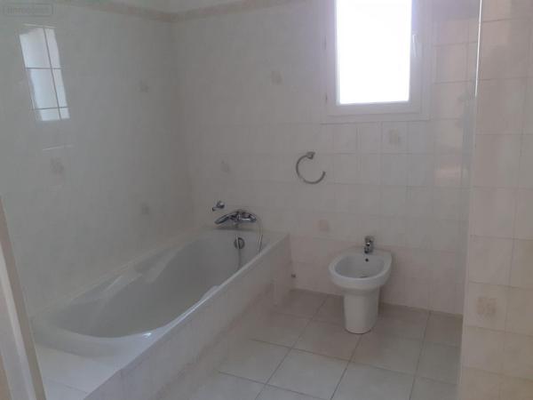 Maison à louer à Cornillé en Ille-et-Vilaine (35500), ref : 35131-213