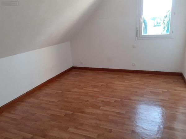 Maison à louer à Cornillé en Ille-et-Vilaine (35500), ref : 35131-213