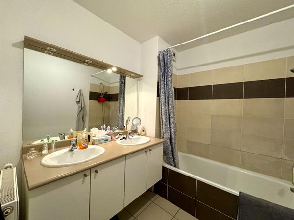 T3 terrasse et pkg - Terres Neuves , Begles