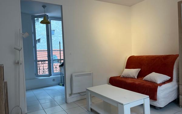 Appartement à louer    2 pièces • 17,80 m2 Paris 17