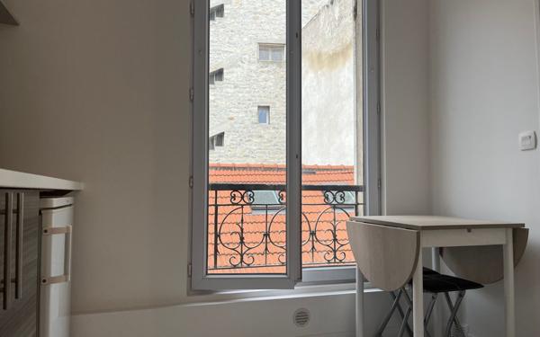 Appartement à louer    2 pièces • 17,80 m2 Paris 17