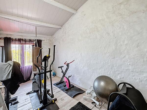 Maison Grasse Saint-Antoine 7 pièce(s) 202 m2 - 1518 m2 - 5 Chambres, terrain plat et au calme absolu