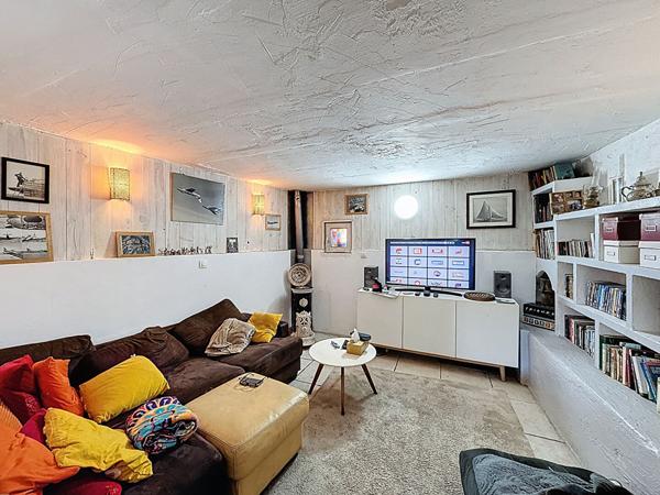 Maison Grasse Saint-Antoine 7 pièce(s) 202 m2 - 1518 m2 - 5 Chambres, terrain plat et au calme absolu