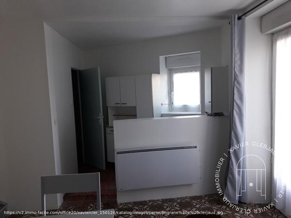 Maison Nueil Les Aubiers 5 pièce(s) 109 m2 , Nueil les aubiers
