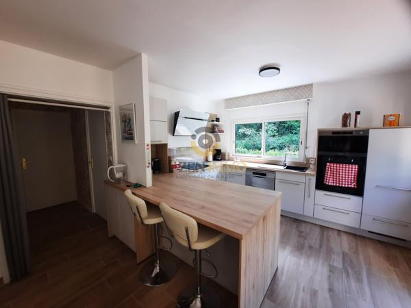 Maison d'architecte sur une propriété de 5000 m2