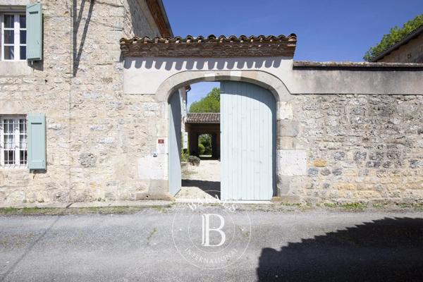 Cordes-sur-Ciel, Bastide 6 Chambres -  300 m² à vendre