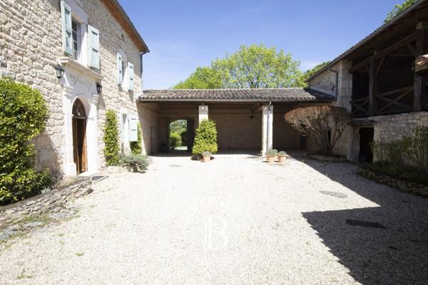 Cordes-sur-Ciel, Bastide 6 Chambres -  300 m² à vendre