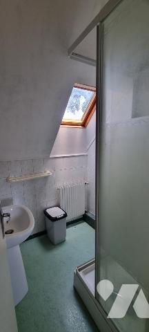 Maison avec terrain et dépendance