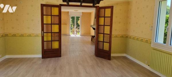 Maison avec terrain et dépendance