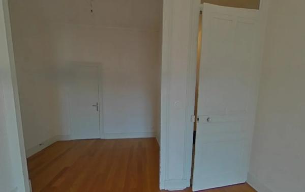 APPARTEMENT T2 A LOUER - LYON 7EME ARRONDISSEMENT Pasteur 50.09 m 2 930 € charges comprises par mois