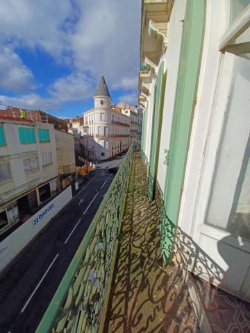 Un appartement  au 1er -2 chambres-balcon-terrasse-