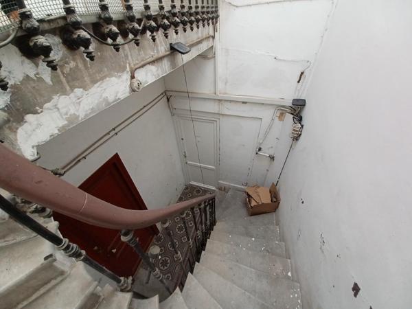 Un appartement  au 1er -2 chambres-balcon-terrasse-