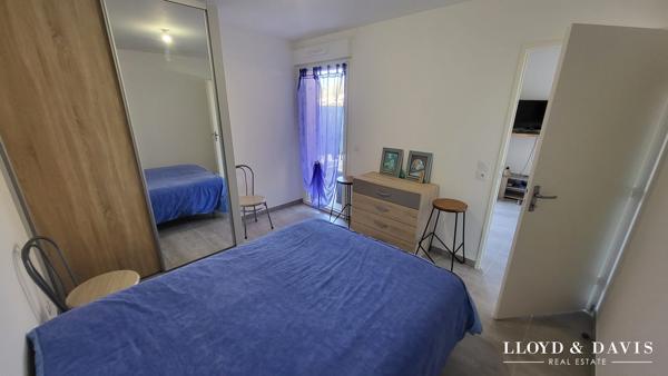Apt T2 avec terrasse, jardin et place parking couverte sécurisée