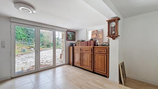 Pavillon 180m², Arboré, Terrain 1143m² piscinable