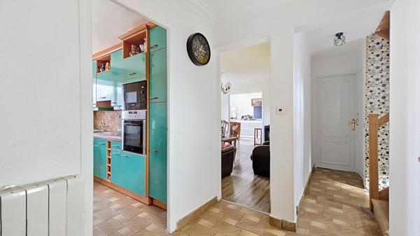 Pavillon 180m², Arboré, Terrain 1143m² piscinable