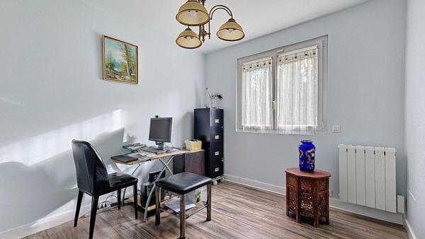 Pavillon 180m², Arboré, Terrain 1143m² piscinable