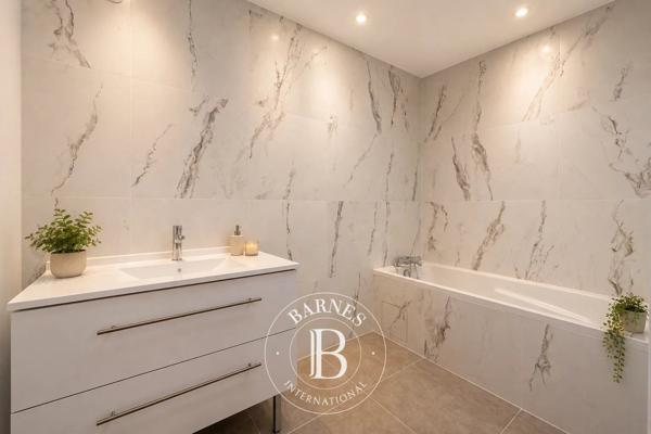 Joinville-le-Pont, Maison 5 Chambres -  130 m² à vendre