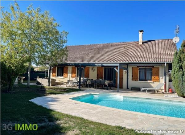 Vente / Maison de plain-pied à Saint-Pierre-en-Faucigny (74800)