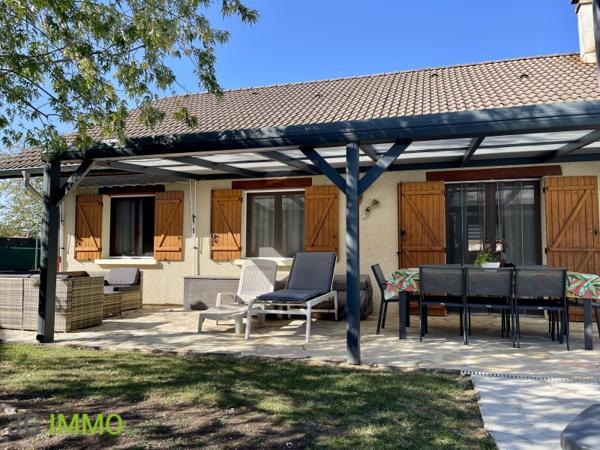 Vente / Maison de plain-pied à Saint-Pierre-en-Faucigny (74800)