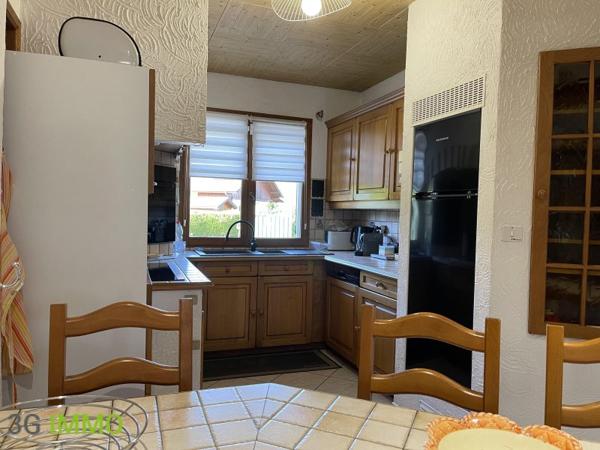 Vente / Maison de plain-pied à Saint-Pierre-en-Faucigny (74800)