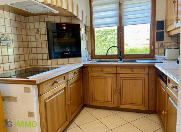 Vente / Maison de plain-pied à Saint-Pierre-en-Faucigny (74800)
