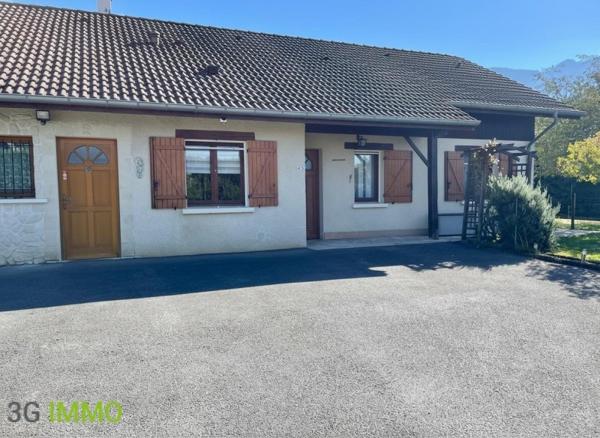 Vente / Maison de plain-pied à Saint-Pierre-en-Faucigny (74800)