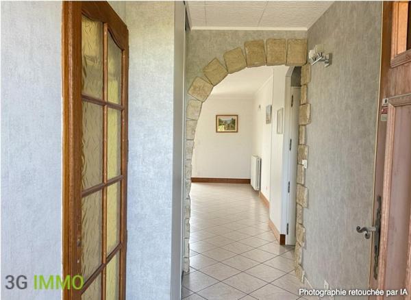 Vente / Maison de plain-pied à Saint-Pierre-en-Faucigny (74800)
