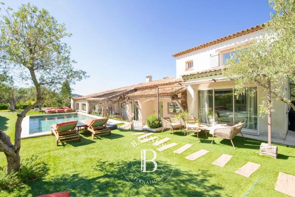 Sainte-Maxime, Villa 4 Chambres -  264 m² à vendre