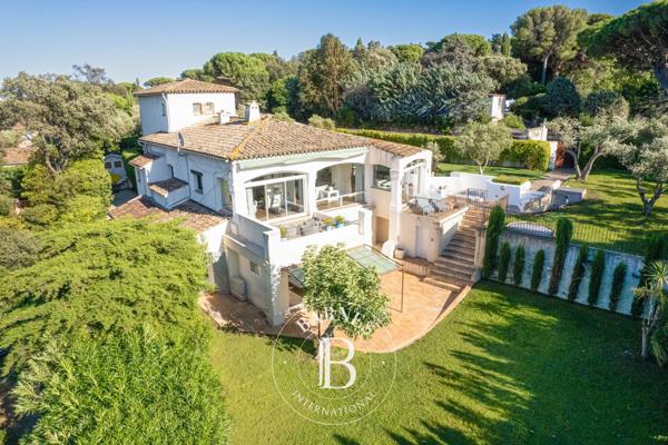 Sainte-Maxime, Villa 4 Chambres -  264 m² à vendre