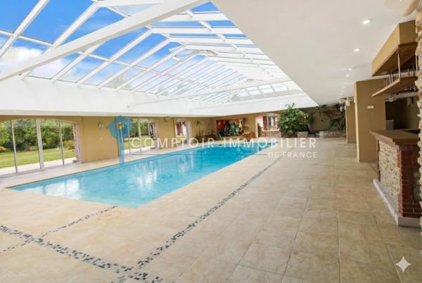 Propriete 7 pièce(s) 5 chambre(s) 330 m²