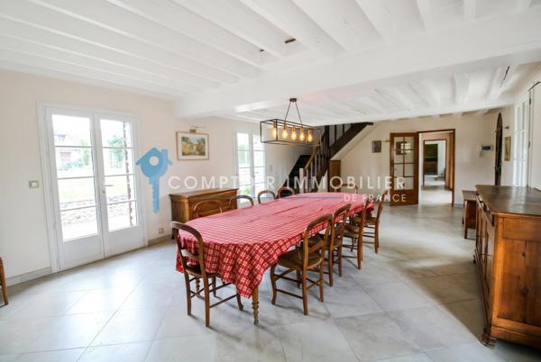 Propriete 7 pièce(s) 5 chambre(s) 330 m²