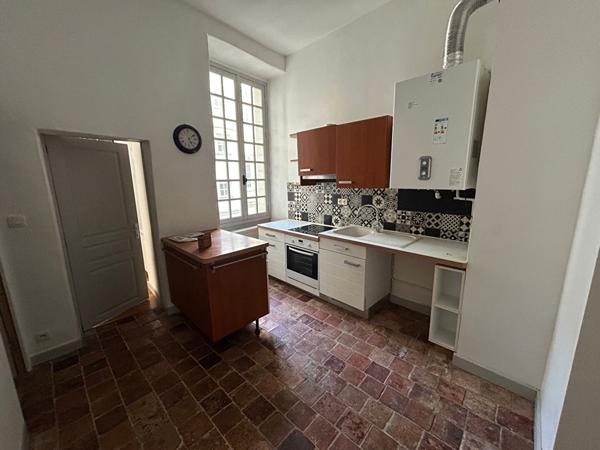 PROCHE CHU FRAND T2,  
Nantes 44000