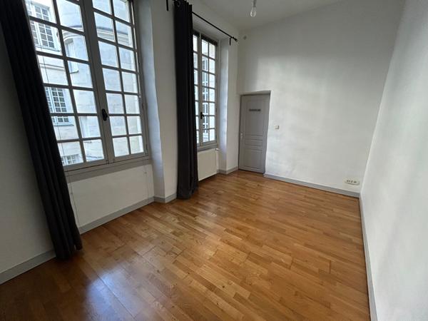 PROCHE CHU FRAND T2,  
Nantes 44000