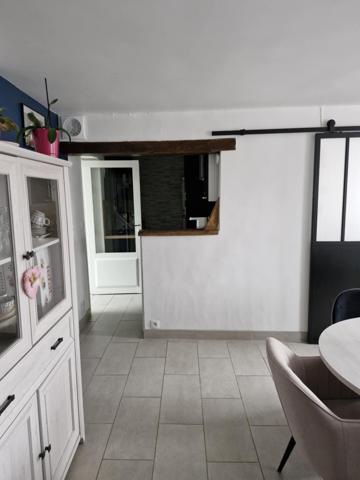 Maison 3 chambres, véranda , jardin