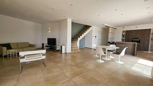 Maison 5 pièce(s) 147 m2 - vue mer, secteur calme et recherché