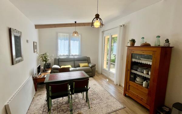 Maison à vendre    2 pièces •  Méjannes-le-Clap