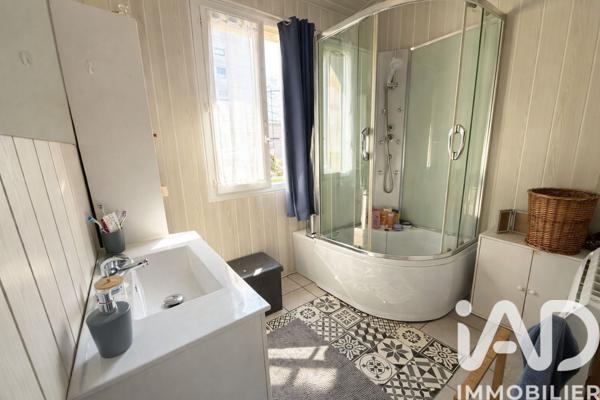 Maison à vendre 6 pièces 119 m² Ruelle-sur-Touvre