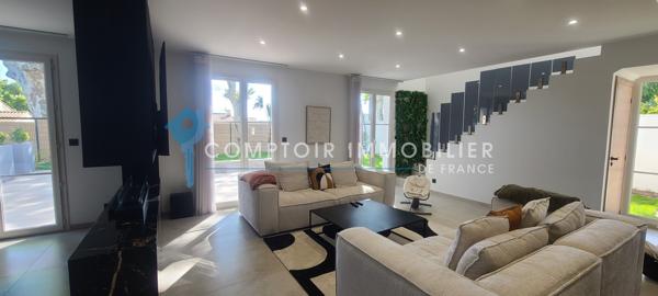 Villa
                                                                                                                                                                                                                                                                                                                        4 pièce(s)                                                                                                                                                                                                          3 chambre(s)                                                                                                                                                                                                          140  m²