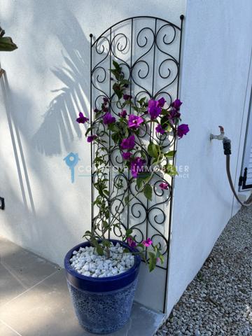 Villa
                                                                                                                                                                                                                                                                                                                        4 pièce(s)                                                                                                                                                                                                          3 chambre(s)                                                                                                                                                                                                          140  m²