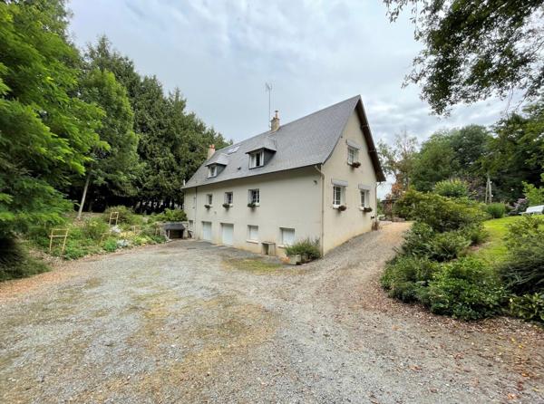 Maison
                                                                                                                                                                                                                                                                                                                        8 pièce(s)                                                                                                                                                                                                          5 chambre(s)                                                                                                                                                                                                          300  m²