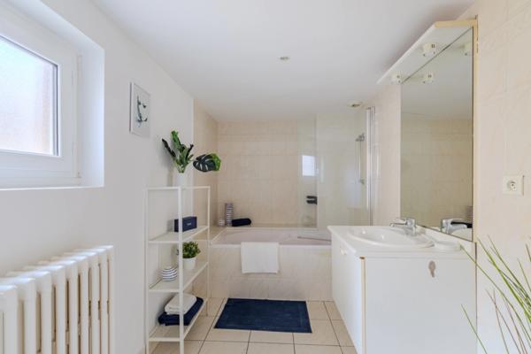 Appartement d’exception Cours du Chapeau Rouge - cave, ascenseur et parking privatif