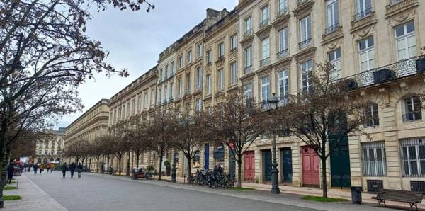 Appartement d’exception Cours du Chapeau Rouge - cave, ascenseur et parking privatif
