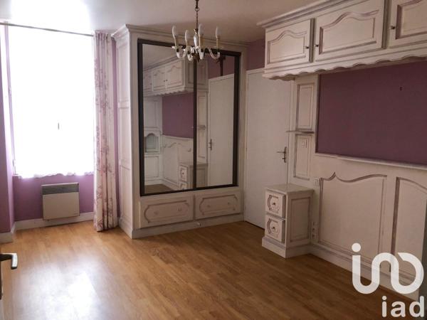 Maison à vendre 8 pièces 236 m² Saint-Rémy-de-Sillé