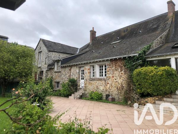 Maison à vendre 8 pièces 236 m² Saint-Rémy-de-Sillé