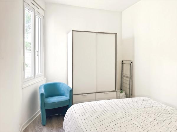 LA BAULE LES PINS, APPARTEMENT 2 CHAMBRES - PROCHE TOUS SERVICES ET PLAGE A PIED - SANS TRAVAUX