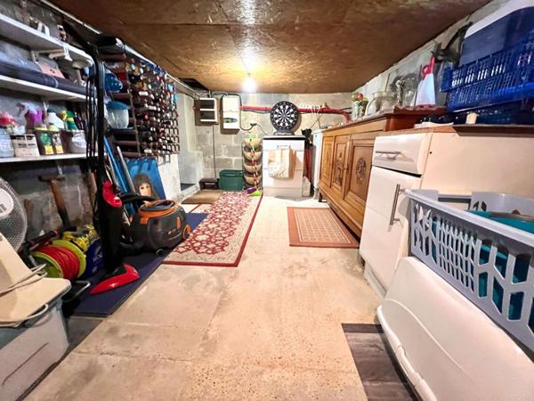 LONGERE RENOVEE  PARIS 1H30 + UNE PETITE MAISON A RENOVER