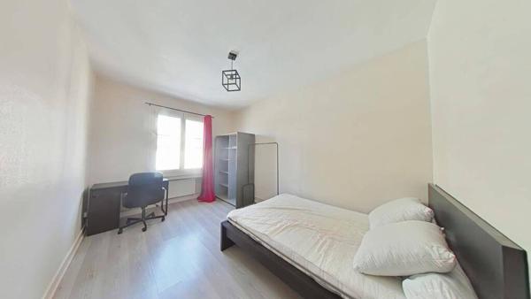 F2 MEUBLE PROCHE GARE CHATEAUCREUX